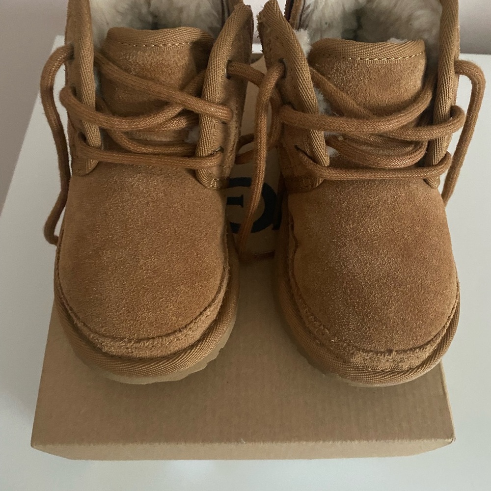 UGG Toddler Neumel ll Boots Size 8 - Picture 5 of 5